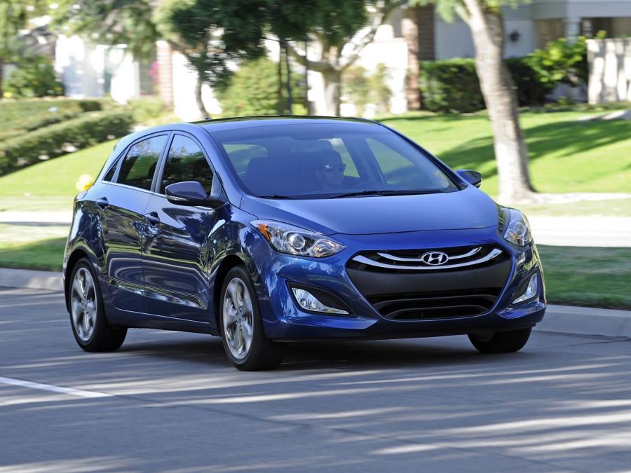  Hyundai Elantra GT 2012 года  (фото 4 из 151)
